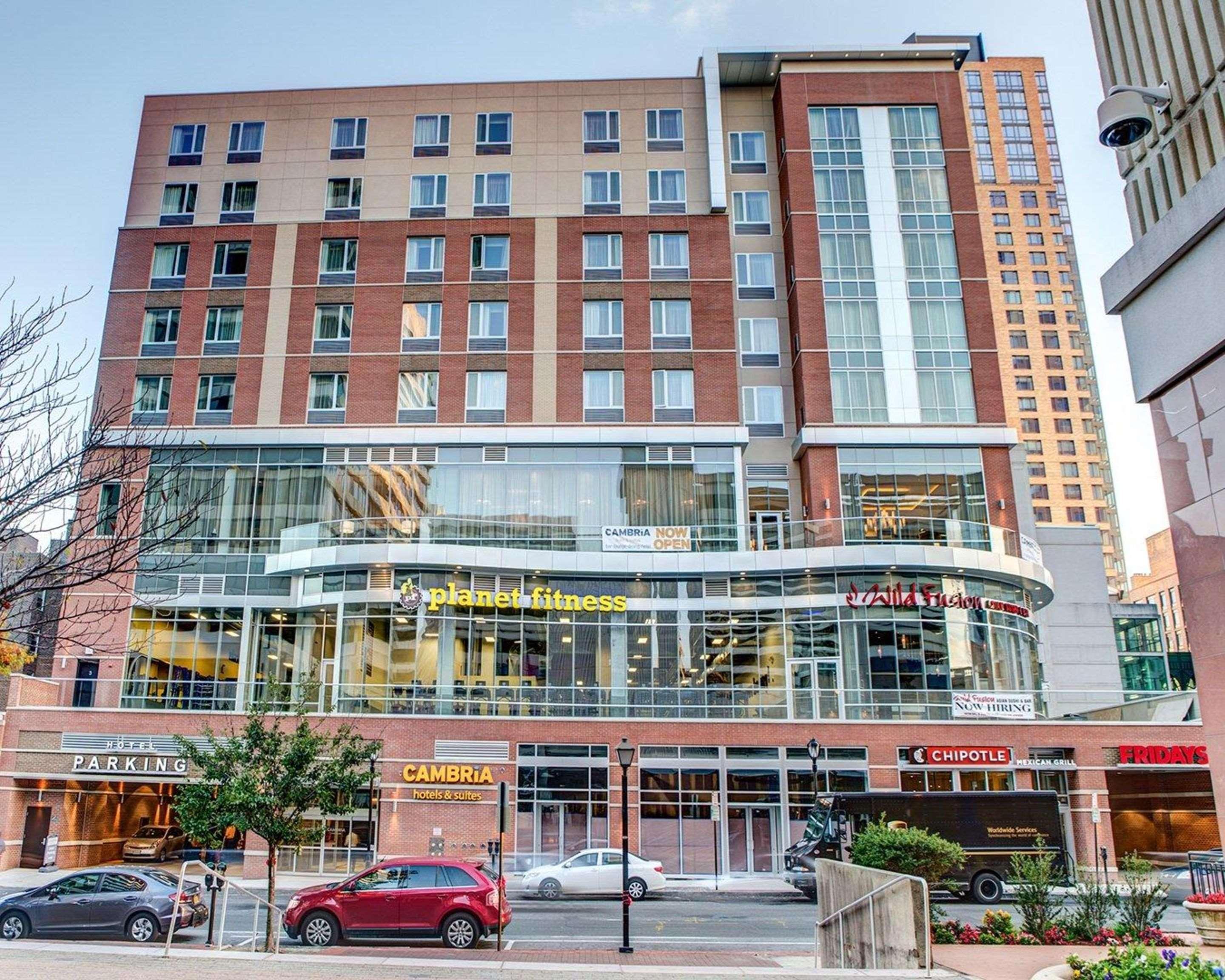 Cambria Hotel White Plains - Downtown Esterno foto