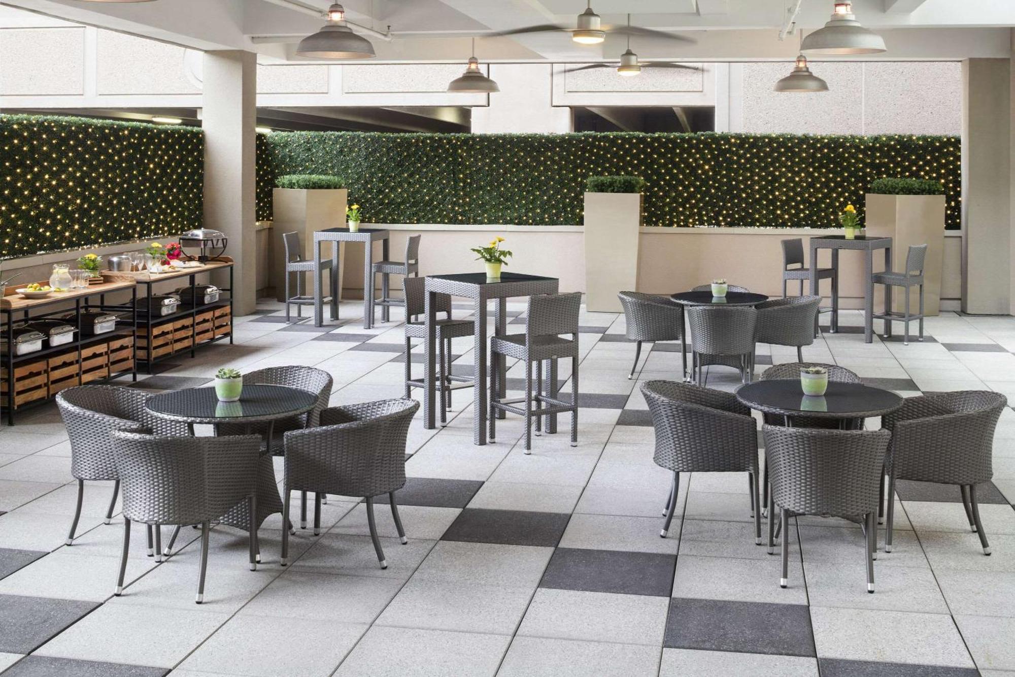 Cambria Hotel White Plains - Downtown Esterno foto