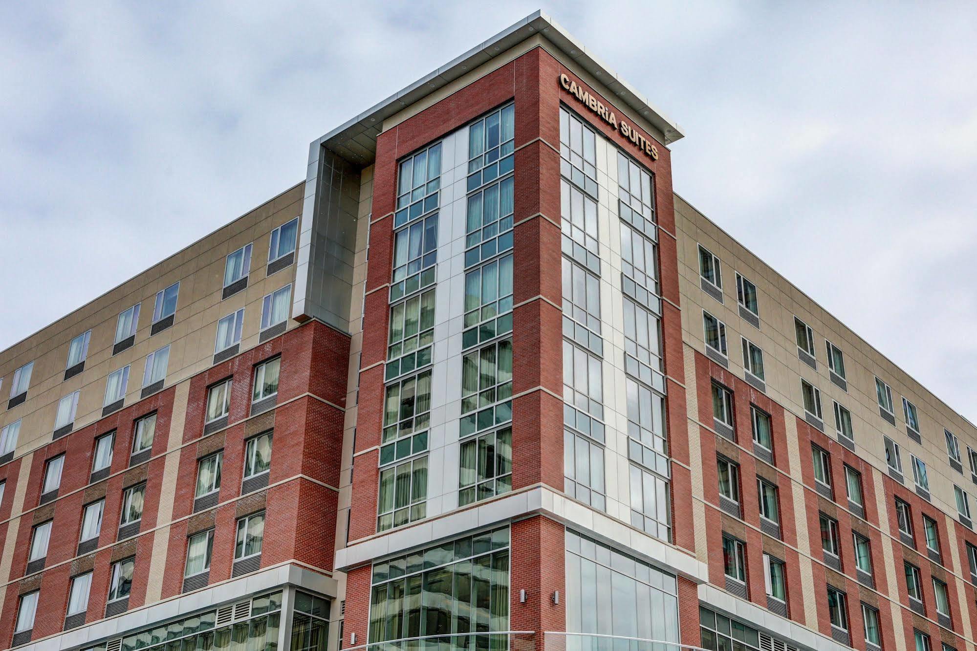 Cambria Hotel White Plains - Downtown Esterno foto